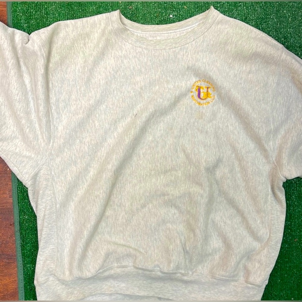 Champion Unisex Gray Sweater